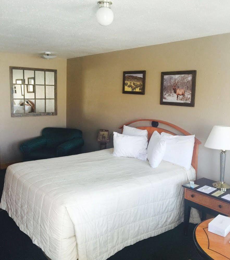 Whispering Sands Motel Hanksville 外观 照片
